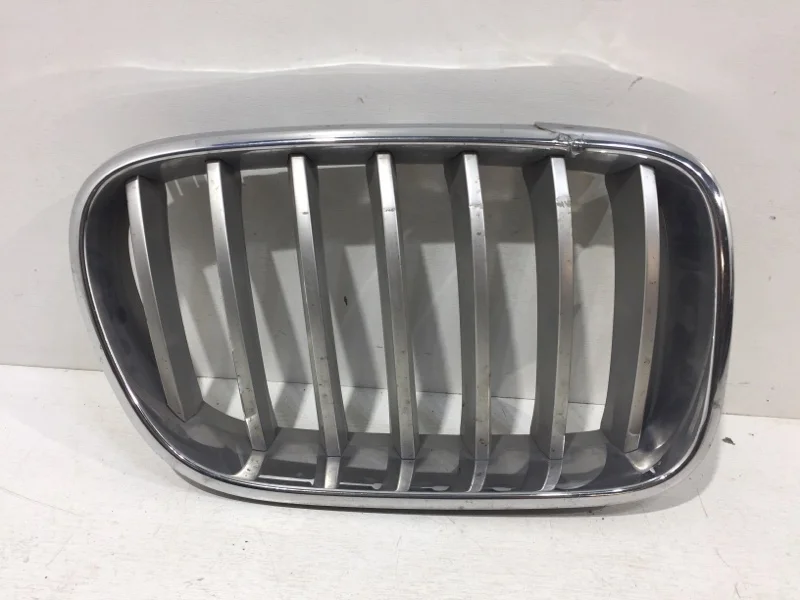 Решетка радиатора BMW X3 2010-2014 F25