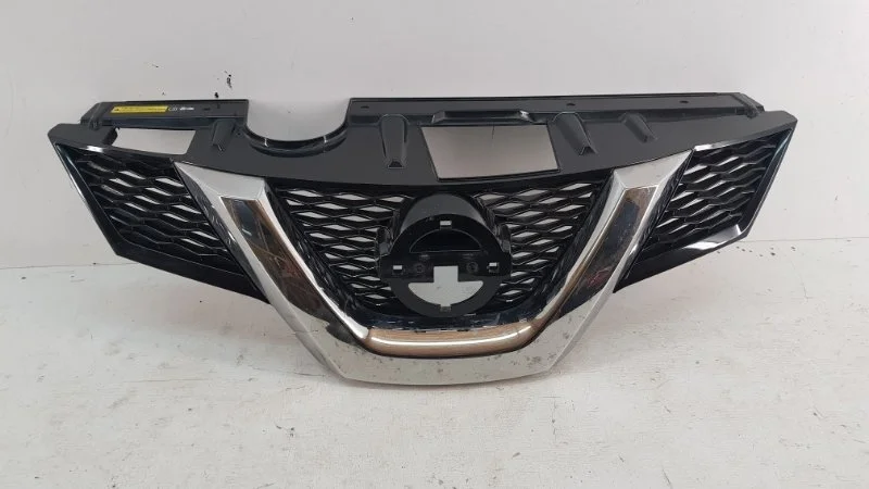 Решетка радиатора Nissan X-Trail 2014- T32