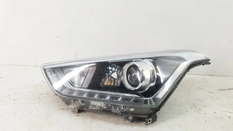 Фара Hyundai Creta 2016-2019