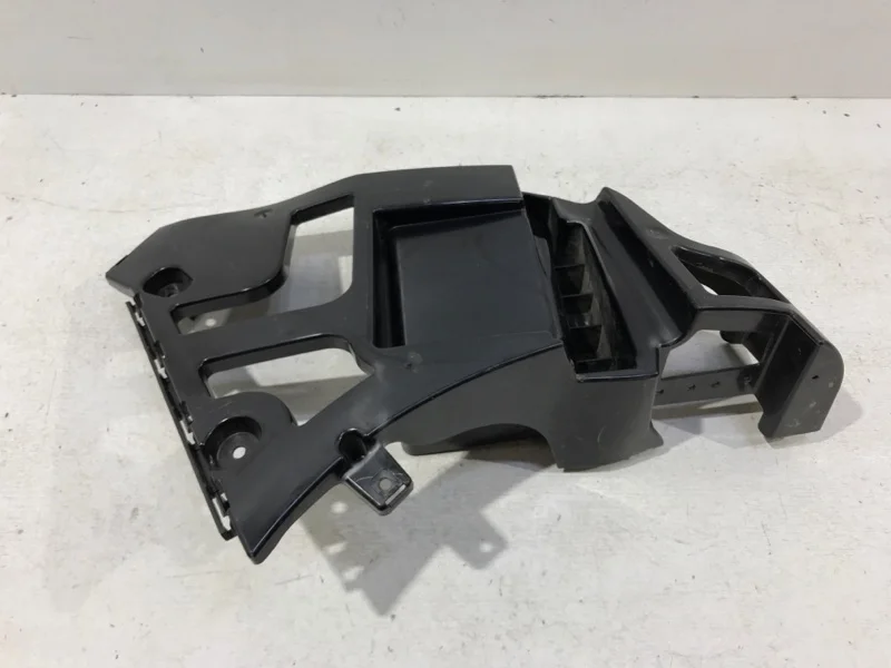 Кронштейн бампера BMW X5 2013-2018 F15