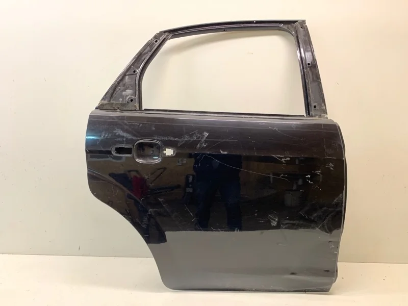 Дверь Ford Focus 2008-2011