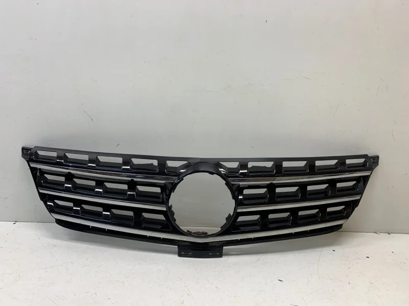 Решетка радиатора Mercedes-Benz ML 2011-2015 W166