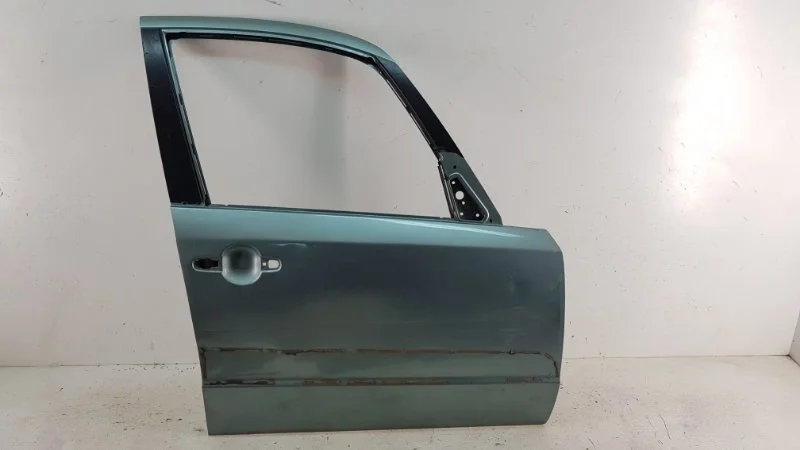 Дверь Suzuki SX4 2006-2013 Хэтчбек