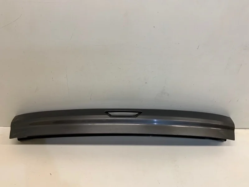 Накладка крышки багажника Ford Kuga 2016-2019