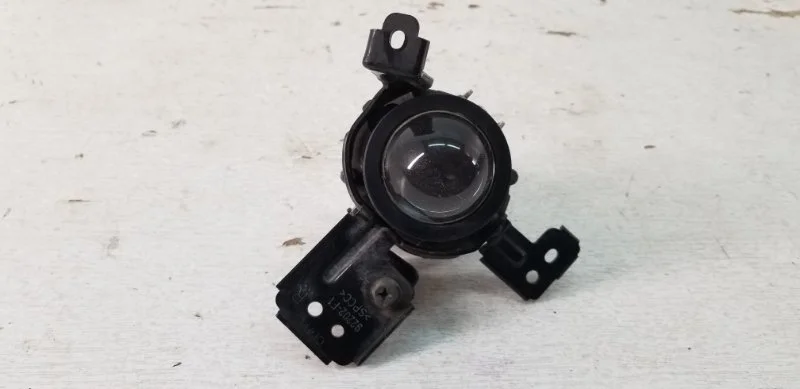 Фара противотуманная Kia Sportage 2015-2019 4