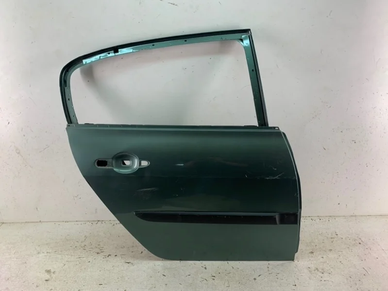 Дверь Renault Megane 2003-2009