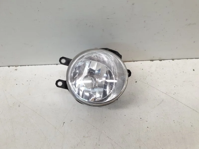 Фара противотуманная Toyota Rav4 2016-2020 45