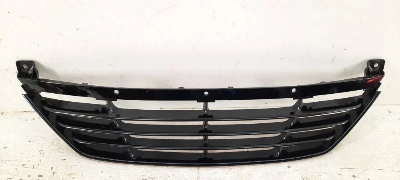Решетка бампера Hyundai IX35 2010-2017