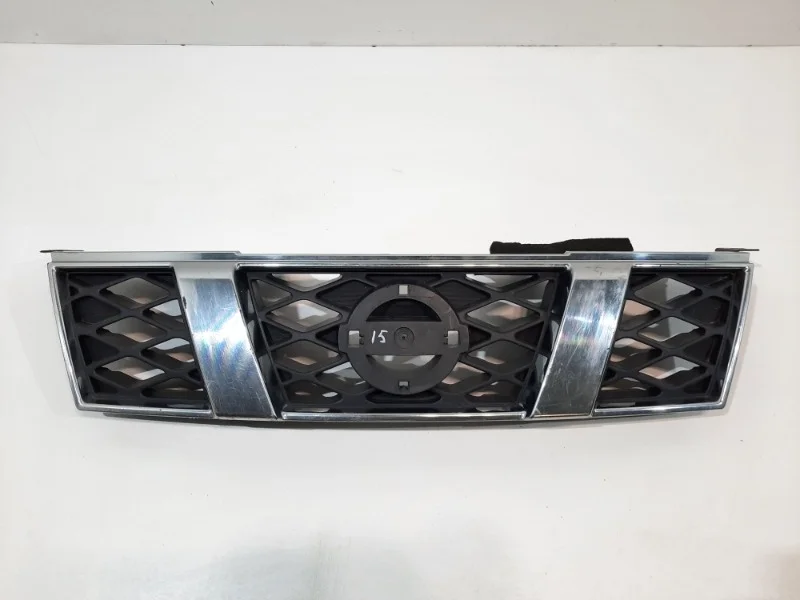 Решетка радиатора Nissan X-Trail 2007-2011 T31