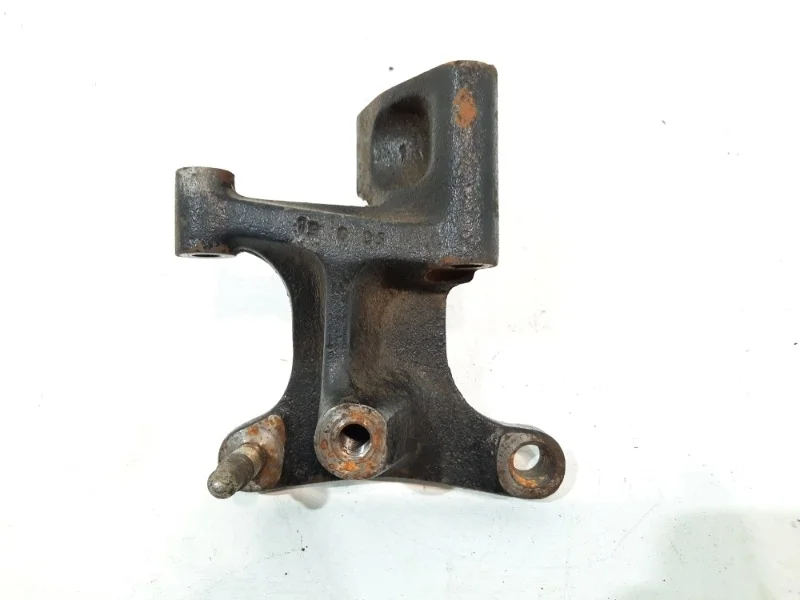 Кронштейн двигателя Nissan Almera 2000-2006 N16