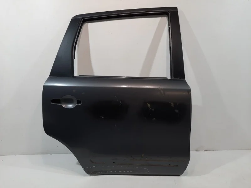 Дверь Nissan Note 2005-2013 E11