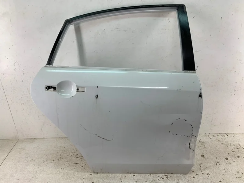 Дверь Nissan Almera 2013- G15