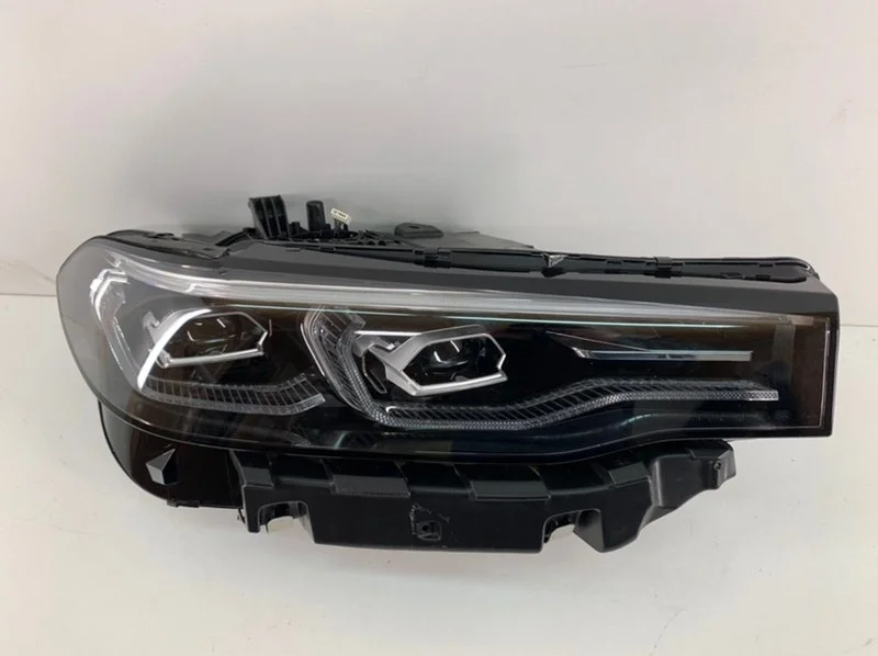 Фара BMW X7 2018- G07