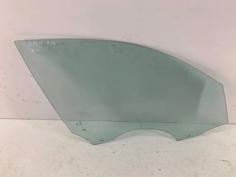 Стекло двери BMW 1er 2011-2018 F20