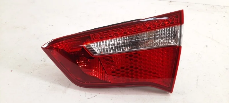 Фонарь Kia Rio 2011-2015 3