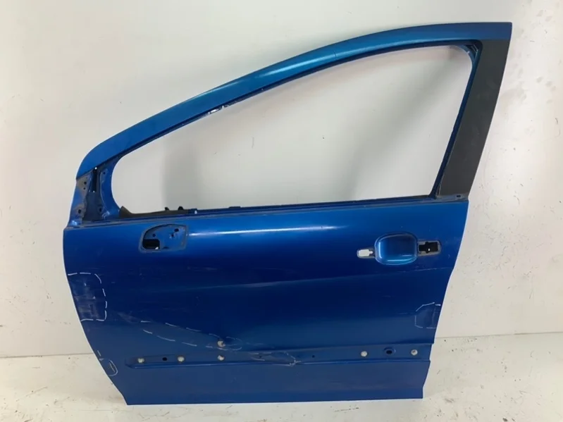 Дверь Peugeot 308 2007-2015