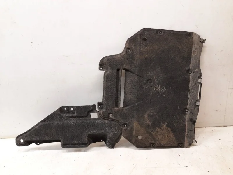 Защита картера Porsche Cayenne 2018-2021 3