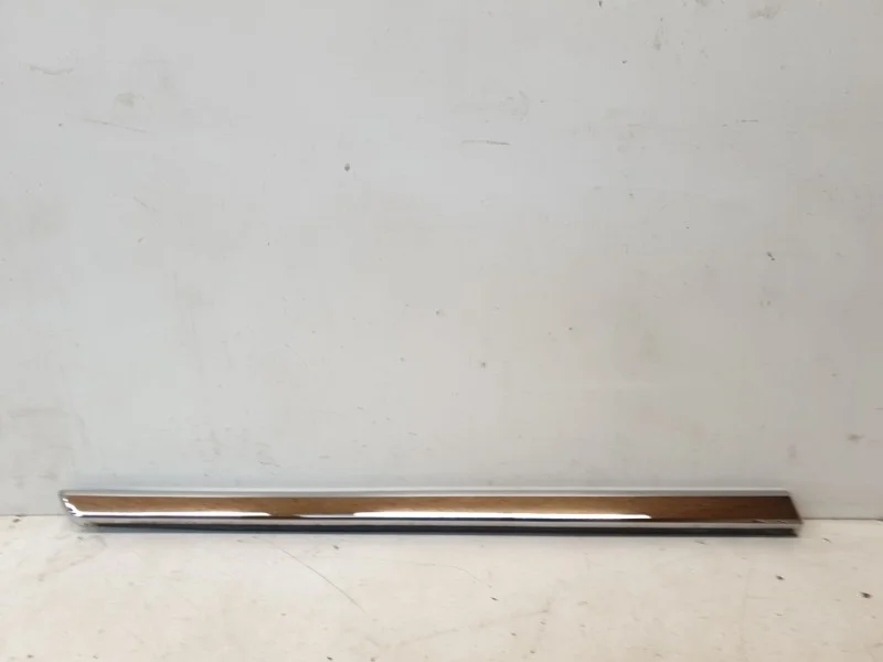 Молдинг двери Toyota Land Cruiser 2016- 200