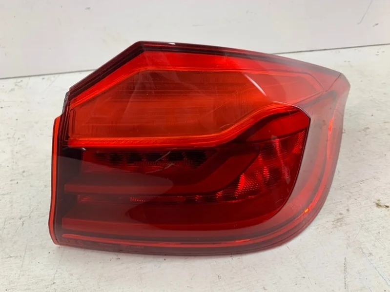 Фонарь BMW 5er 2016- G30