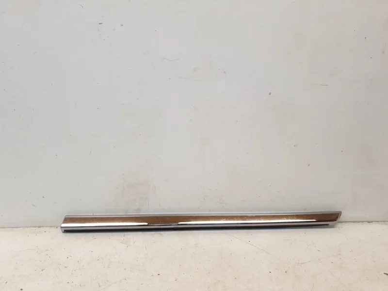 Молдинг двери Toyota Land Cruiser 2016- 200