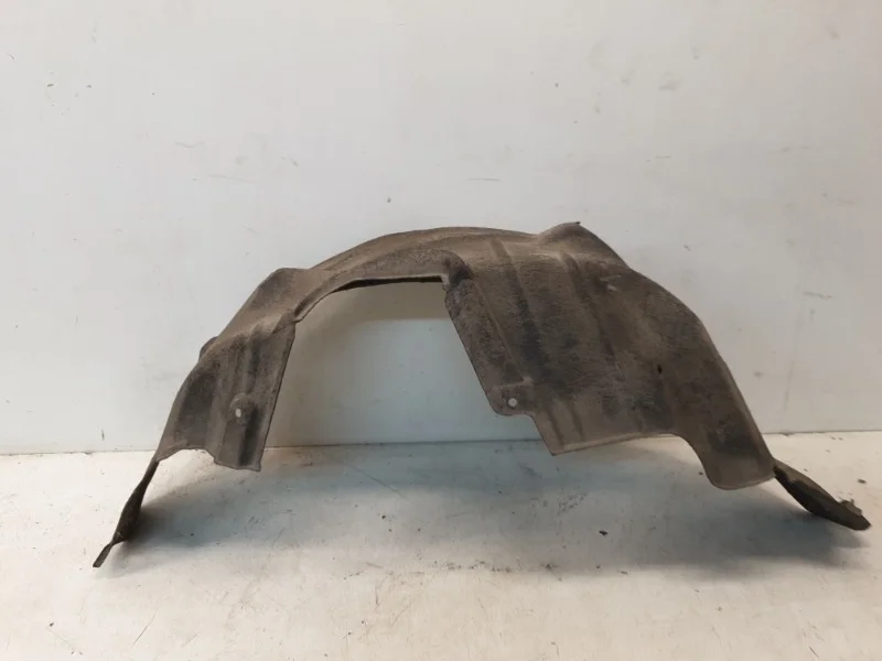 Подкрылок Toyota Camry 2018- V70