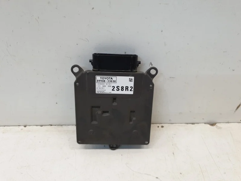 Блок фары Toyota Camry 2018- V70