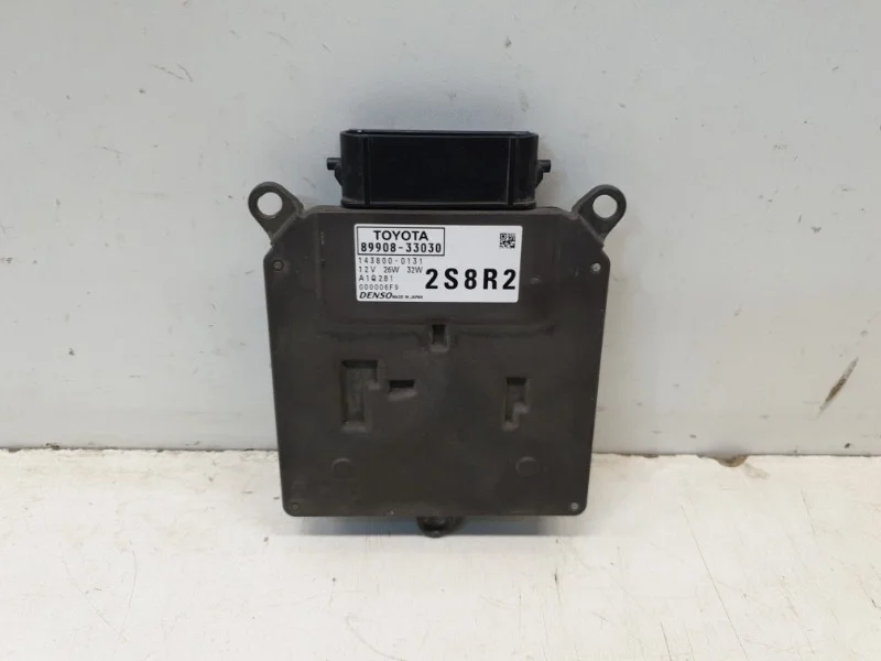 Блок фары Toyota Camry 2018- V70