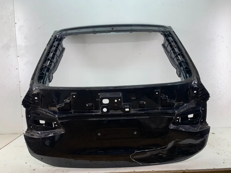 Крышка багажника BMW 6er 2017- G32