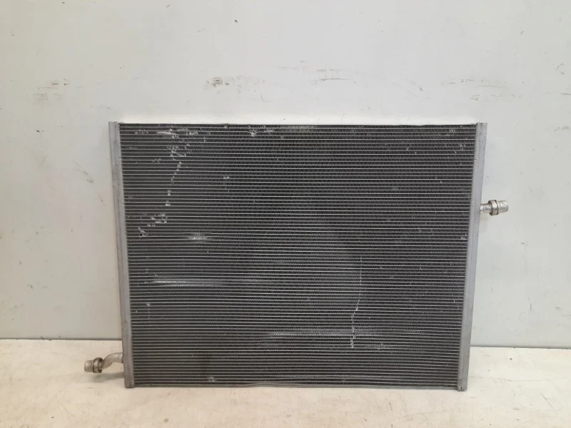 Радиатор охлаждения дополнительный Mercedes-Benz -Class 2016-2021 W213