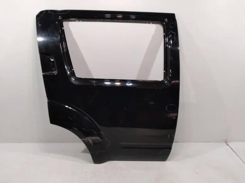 Дверь Nissan Pathfinder 2005-2014 R51