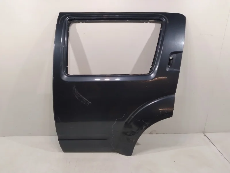 Дверь Nissan Pathfinder 2005-2014 R51