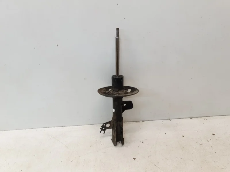 Амортизатор Toyota Camry 2018- V70