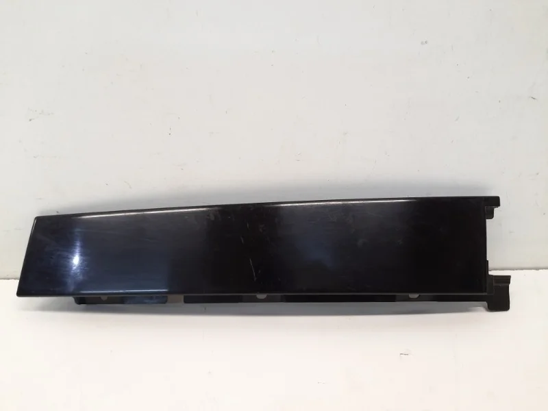 Накладка стойки двери Ford Focus 2011-2015 3