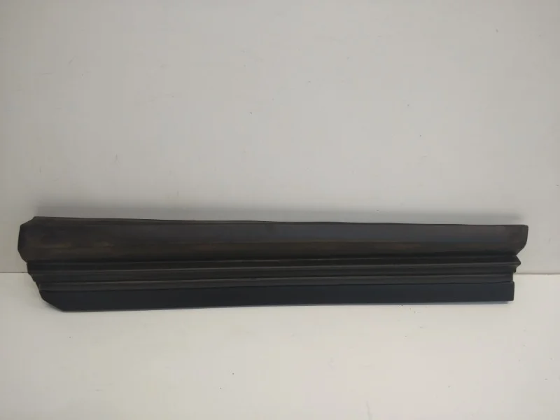 Накладка двери Lexus RX 2016-2021 4