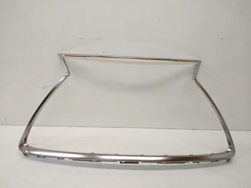 Молдинг решетки радиатора Lexus NX 2017-2021