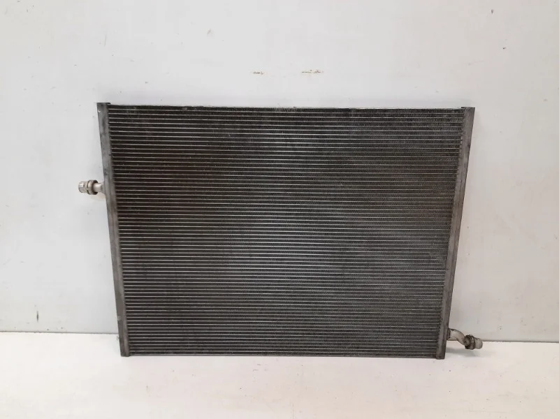 Радиатор охлаждения дополнительный Mercedes-Benz -Class 20`16-2020 W213