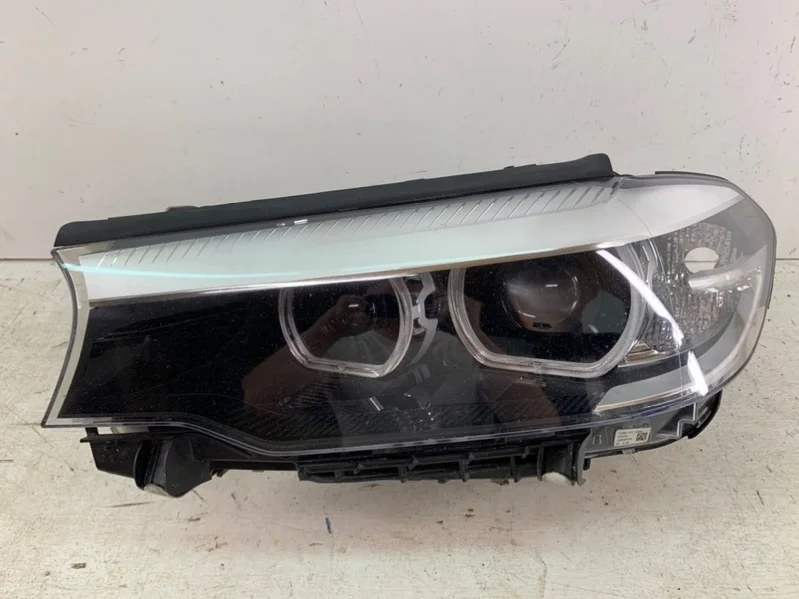 Фара BMW 5er 2016- G30