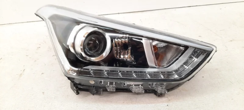 Фара Hyundai Creta 2015-