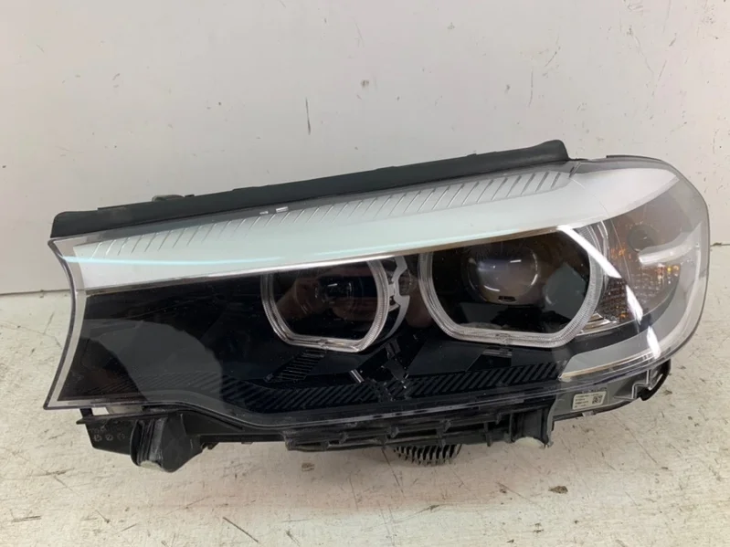 Фара BMW 5er 2016- G30