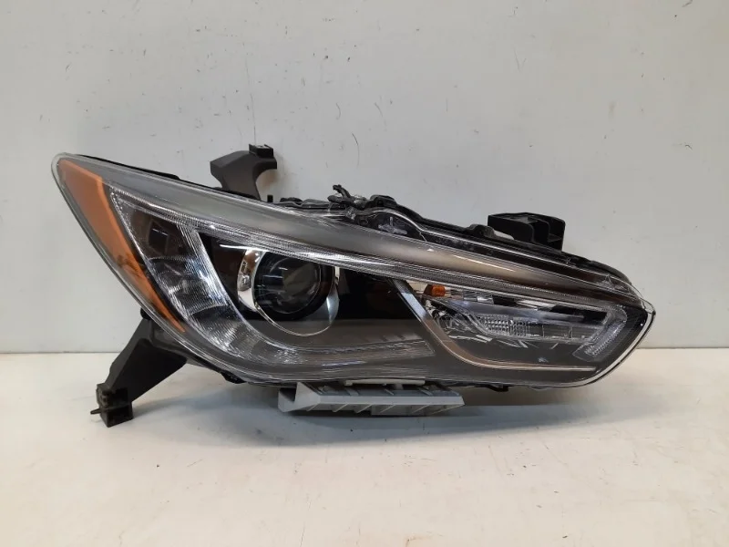 Фара Infiniti QX60 2016-2020 L50