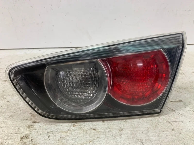 Фонарь Mitsubishi Lancer 2010-2014