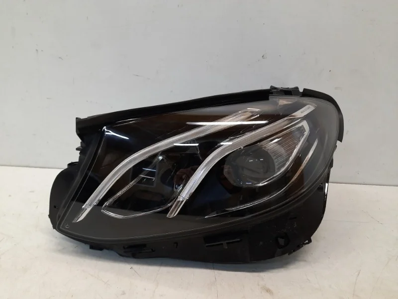 Фара Mercedes-Benz -Class 2016-2020 W213