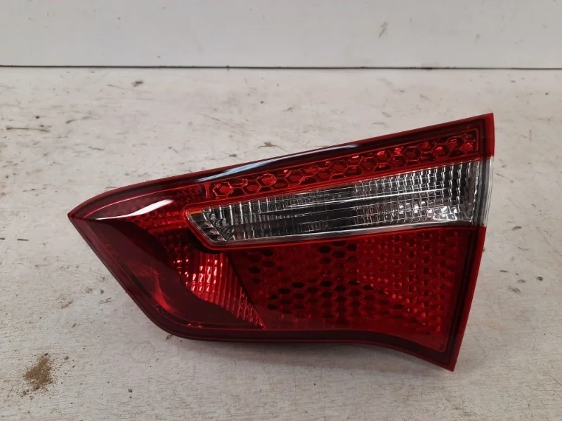 Фонарь Kia Rio 2010-2015 3