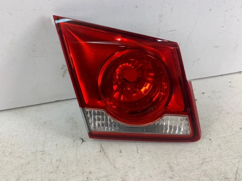 Фонарь Chevrolet Cruze 2009-2016