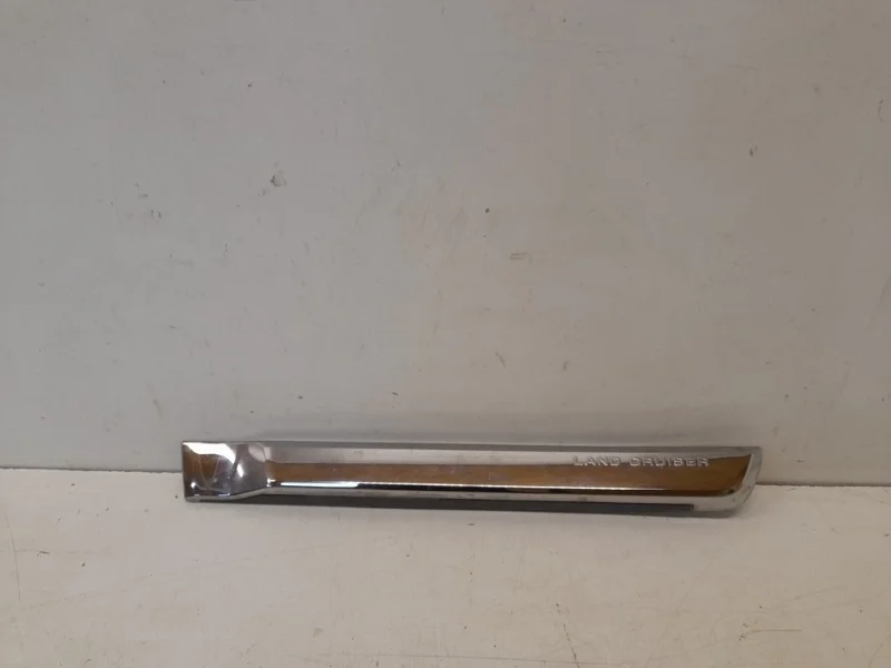 Молдинг двери Toyota Land Cruiser 2016-2021 200