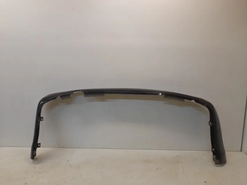 Спойлер бампера Toyota Land Cruiser 2016-2021 200