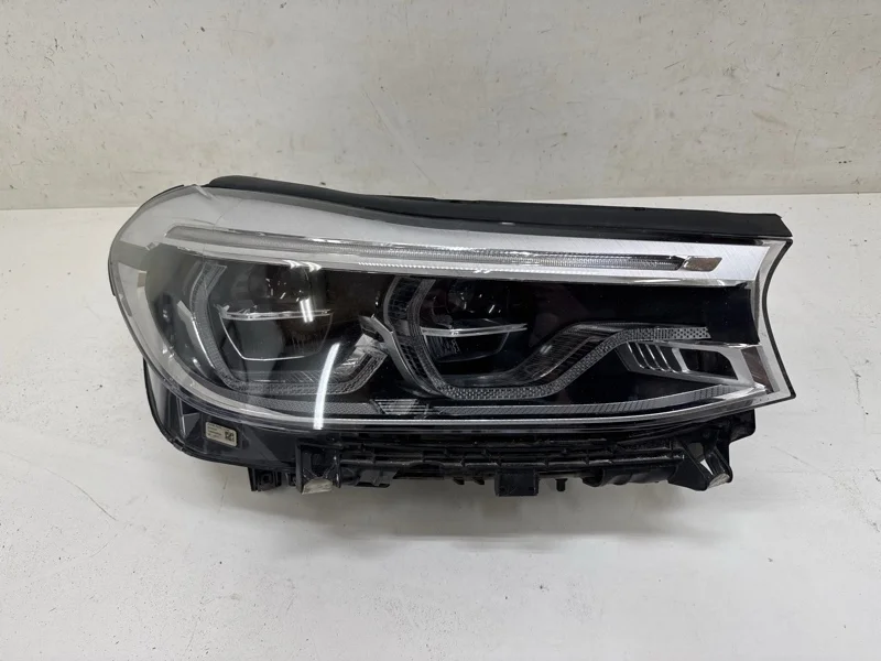 Фара BMW 6er 2017- G32