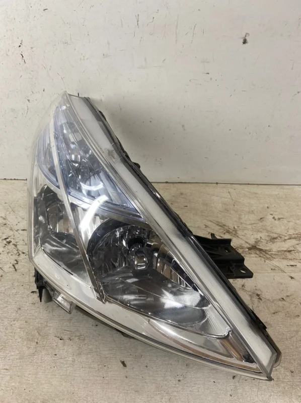 Фара Nissan Teana 2008-2011 J30