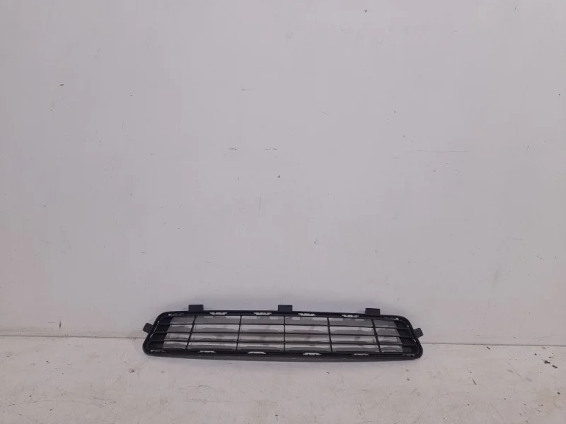 Решетка бампера Toyota Camry 2009-2011 V40