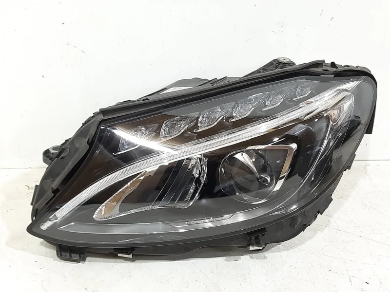 Фара Mercedes-Benz -Class 2015-2018 W205